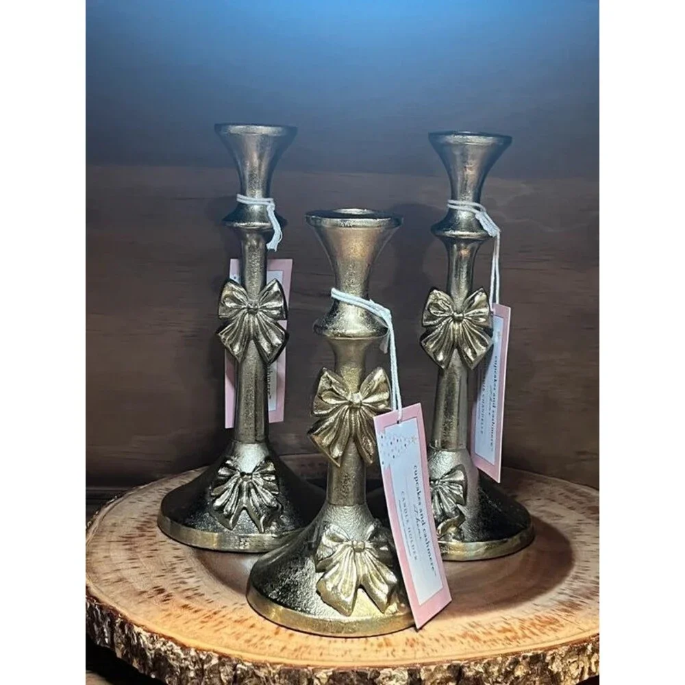 Gold Bow Candlestick Holders Set of 3 NWT  Cupcakes and Cashmere